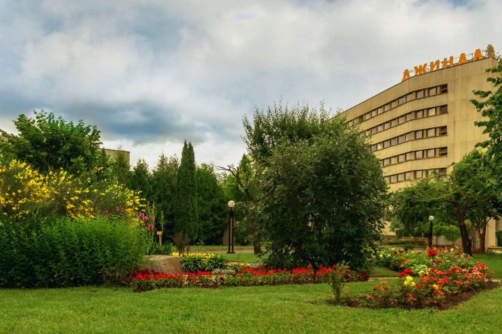 sanatorij-dzhinal-v-kislovodske_1.jpg