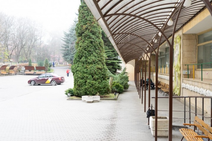sanatorij-lesnaya-polyana-v-pyatigorske_2.jpg