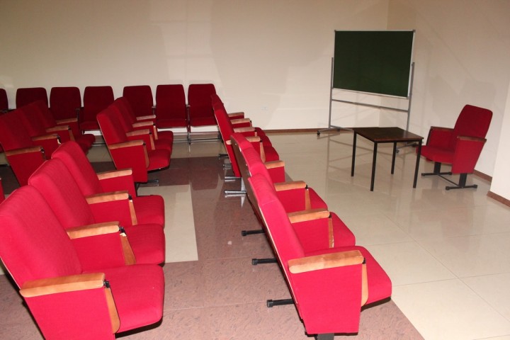 Лекционный зал.jpg