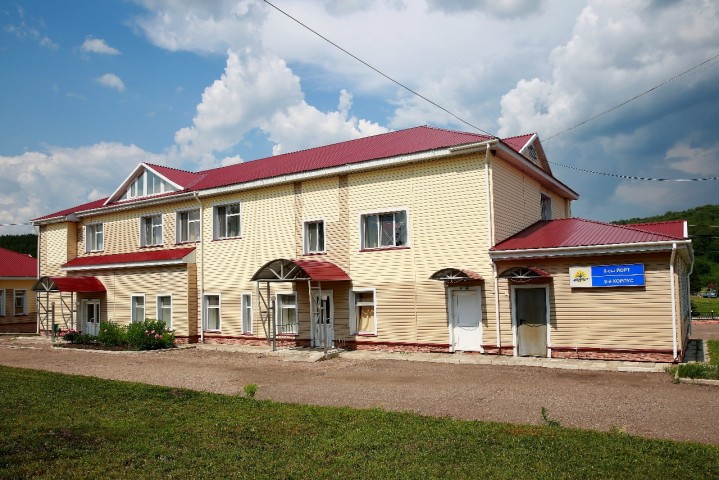 8e322a332853cb46d70ee11cbf822e79.jpg